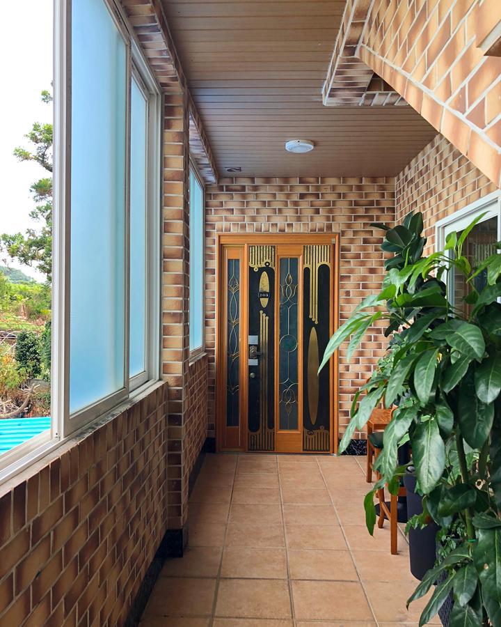 Haeansung Pension Seogwipo Exterior foto